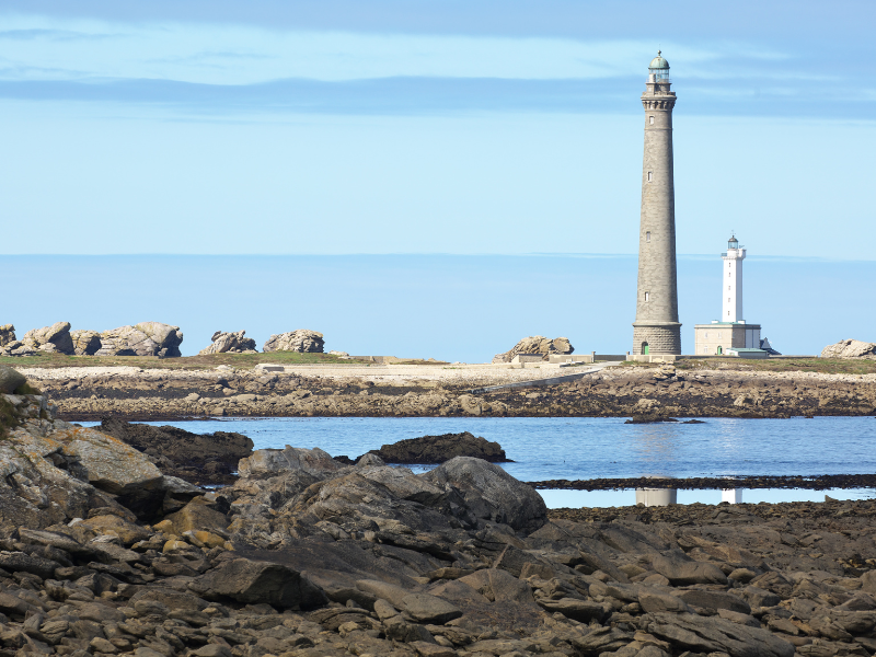 Phare de l’Île Vierge représentant une infogérance stable et anticipative