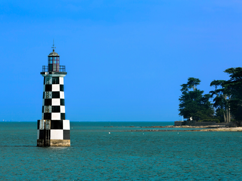 Phare des Perdrix symbolisant une infogérance fiable et structurée